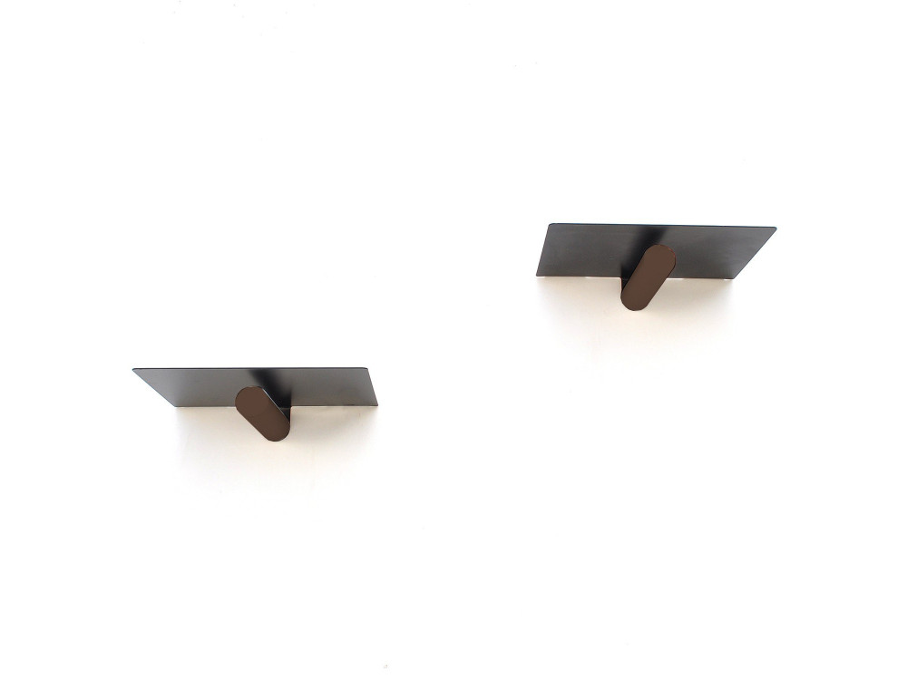 WR042" set of 2 metal wall shelves -...