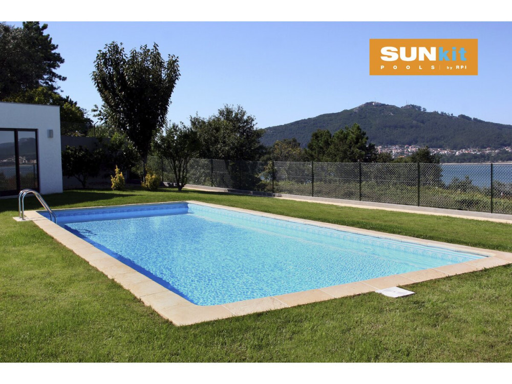 Sunkit" in-ground rectangular steel pool - 4.00 x 2.50 x 1.40 m + 12 V LED spotlight
