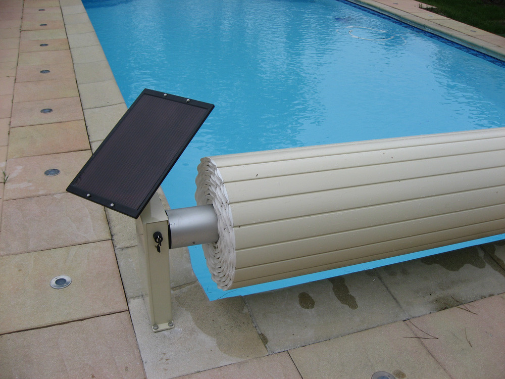 Golden Roll" above-ground solar roller shutter - 8 x 4 m