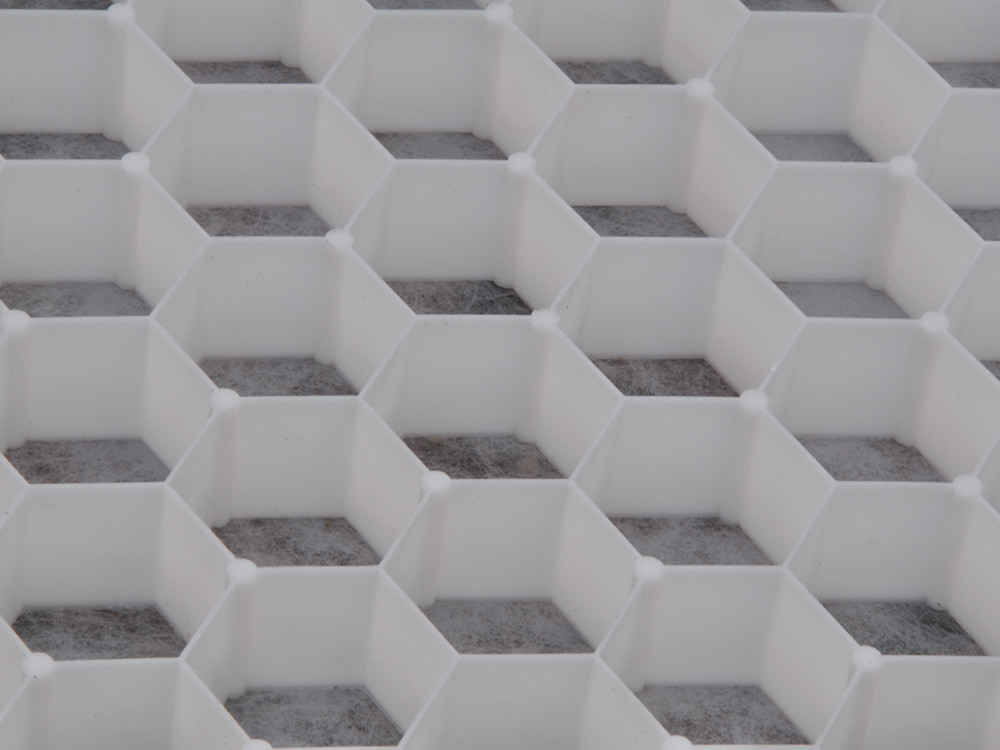 Set of 5 stabilizing panels for gravel