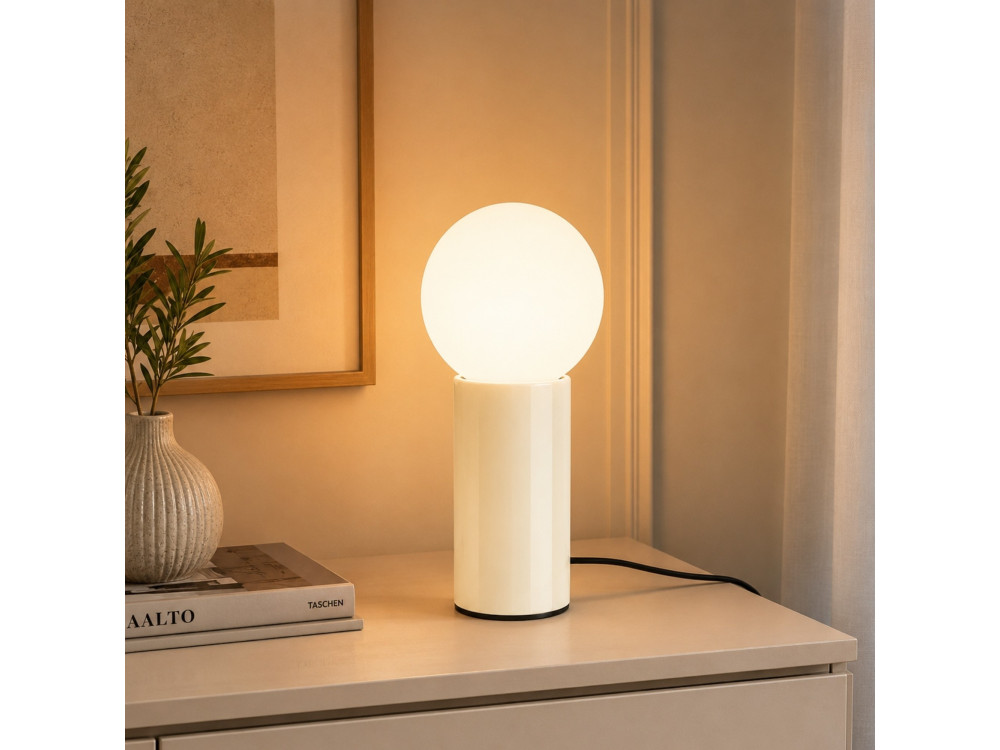 "Polo" Metal Table Lamp - 15 x 15 x 35 cm - Beige