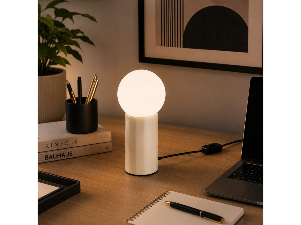"Polo" Metal Table Lamp - 15 x 15 x 35 cm - Beige