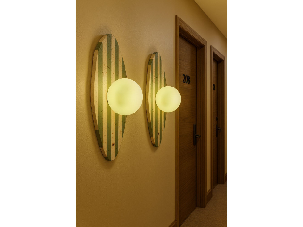 "Espe" Travertine Wall Sconce - Beige / White / Green
