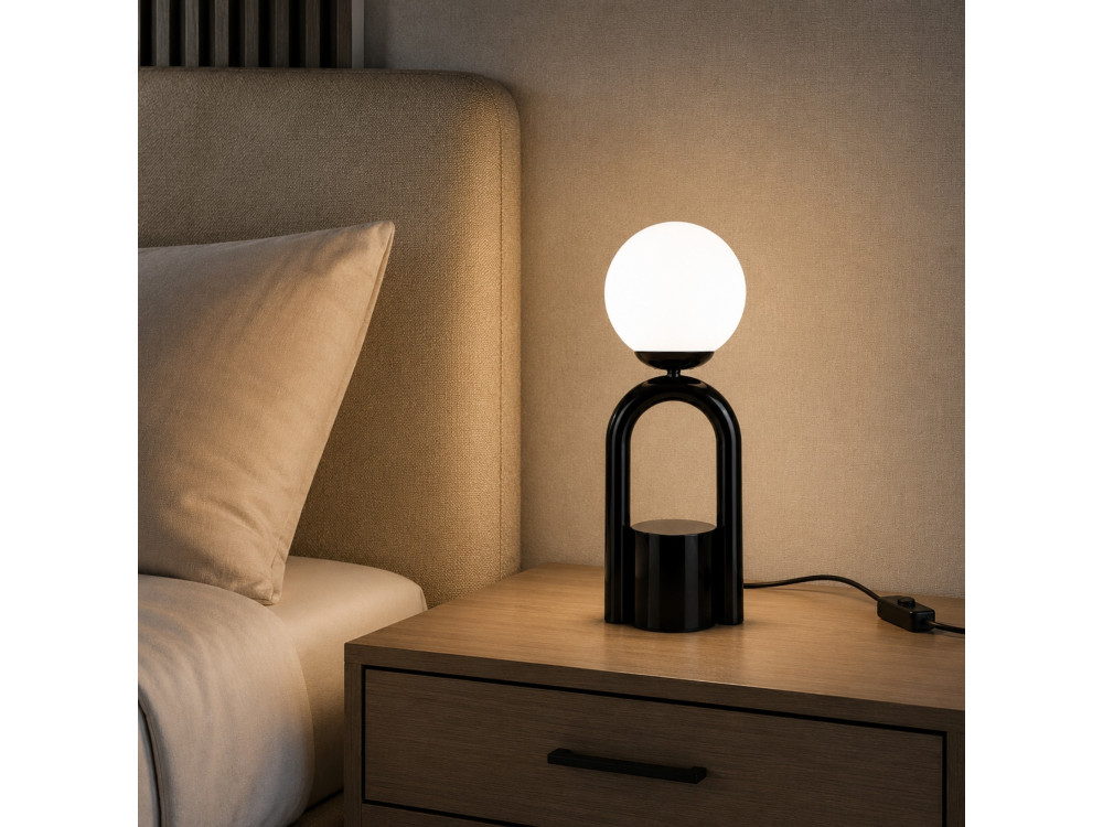 "Loop" Metal Table Lamp - 15 x 15 cm - Black