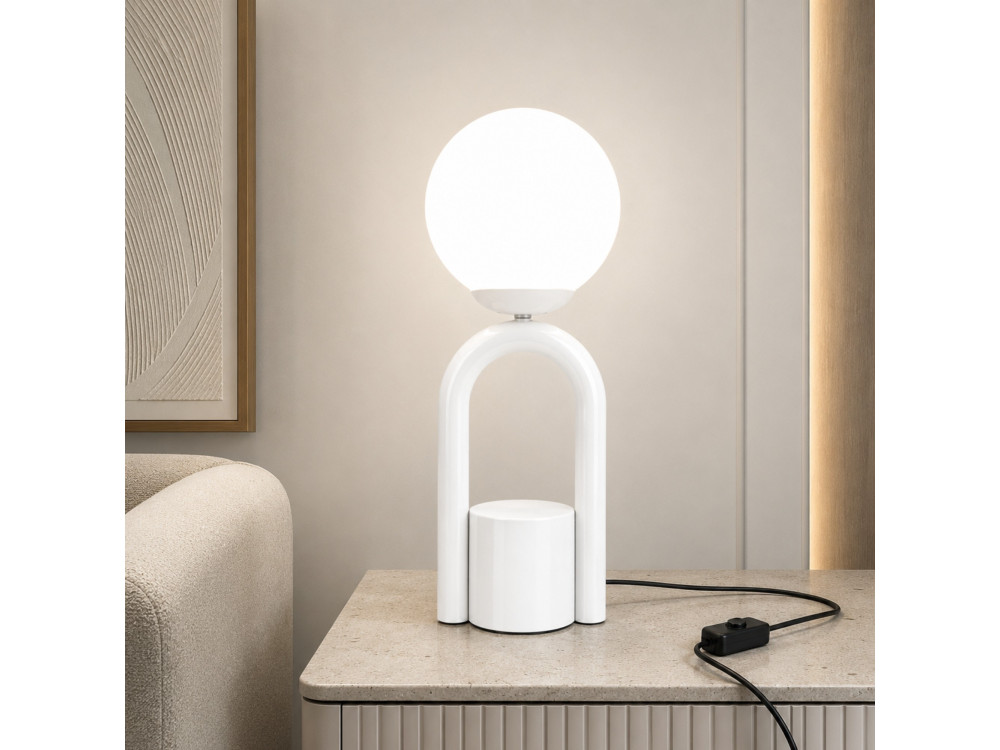 "Loop" Metal Table Lamp - 15 x 15 cm - White