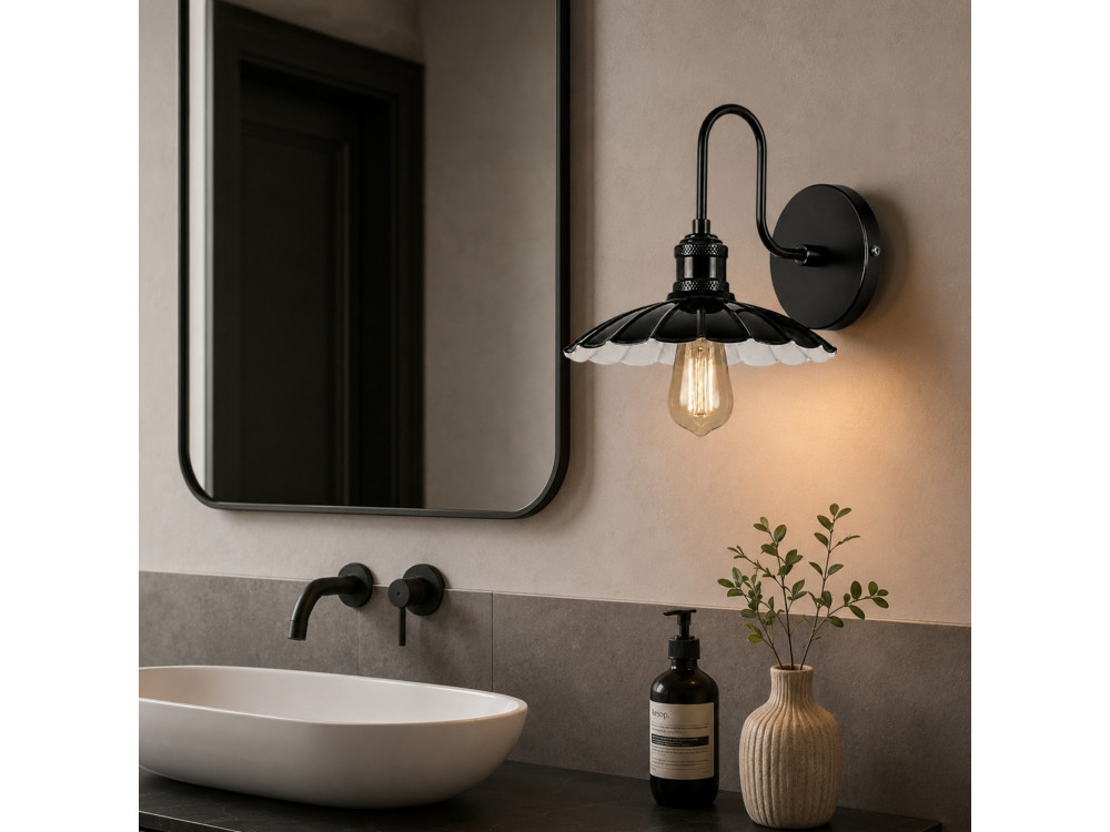 "Volan" Metal Wall Sconce - 25 x 30 cm - Black