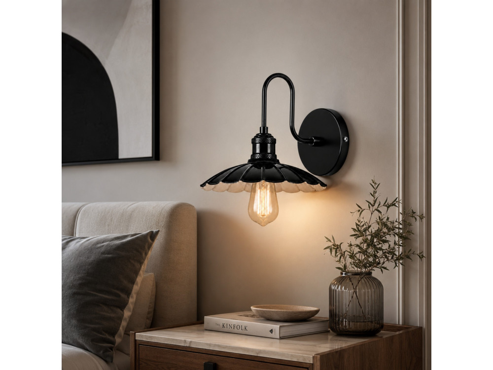 "Volan" Metal Wall Sconce - 25 x 30 cm - Black