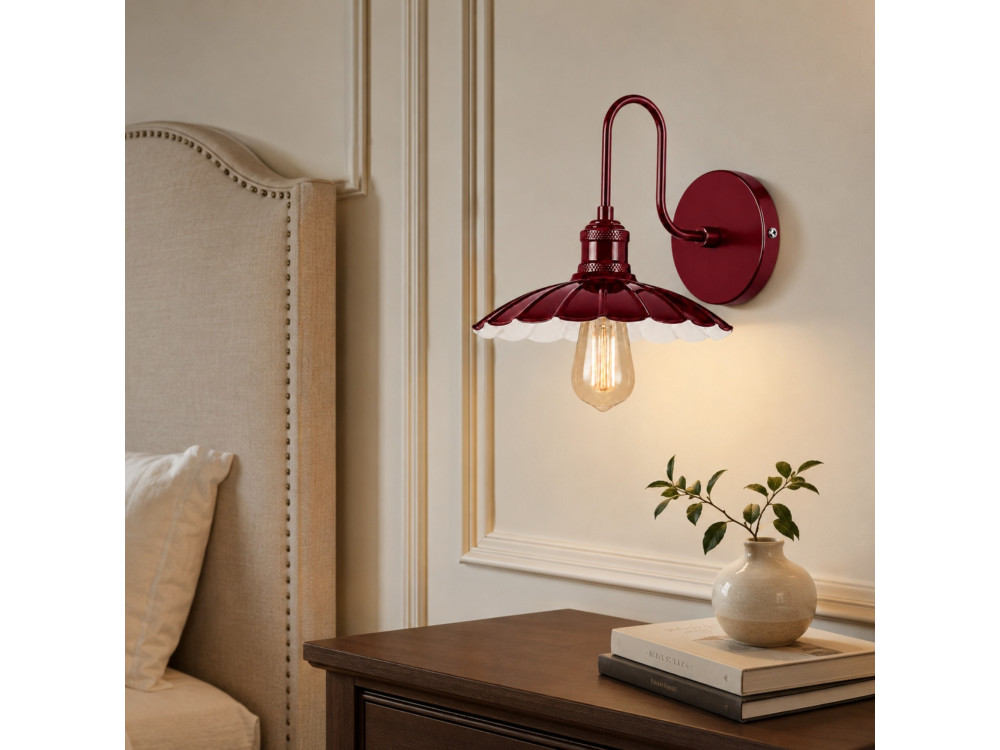 "Volan" Metal Wall Sconce - 25 x 30 cm - Red