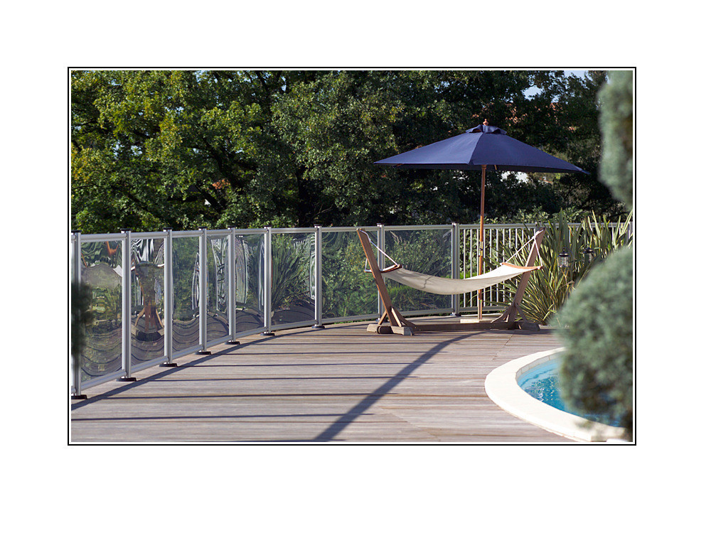 Pool fence transparent panel