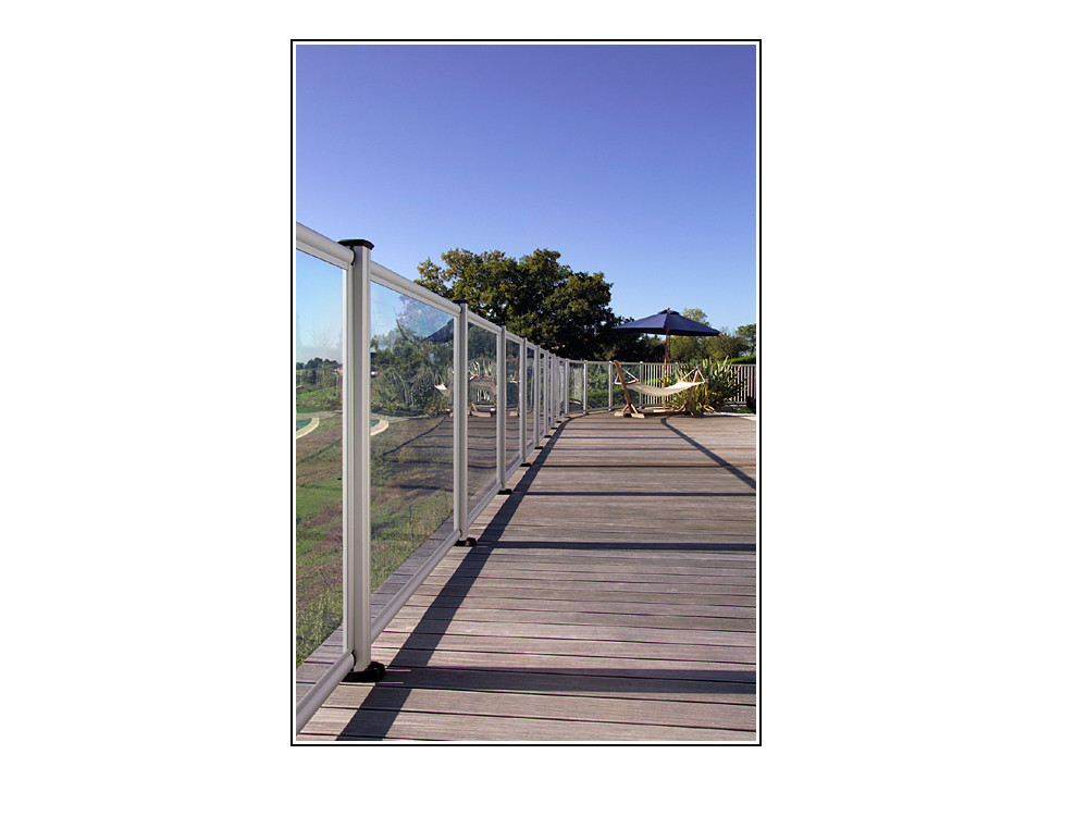 Pool fence transparent panel