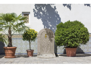 ROSEAU" fountain - reconstituted stone - 62 x 42 x 93 cm 2