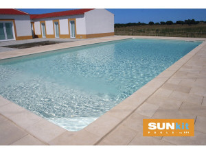 Sunkit" rectangular in-ground steel pool - 7.00 x 3.50 x 1.40 m + Interior corner staircase